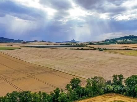 Prodej pozemku pro bydlení, 2 077 m²