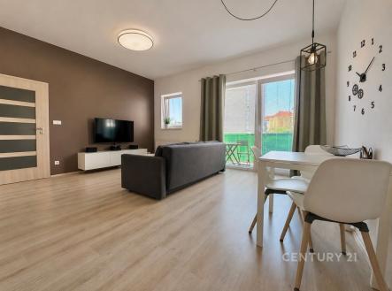 Pronájem bytu, 2+kk, 62 m²