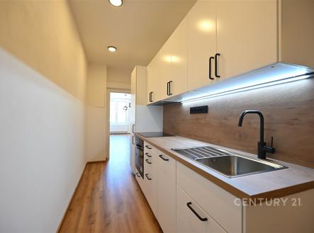 Pronájem bytu, 2+kk, 86 m²