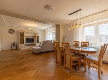 Prodej domu/vily, 180 m²