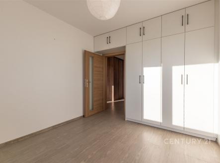 Pronájem bytu, 3+kk, 67 m²