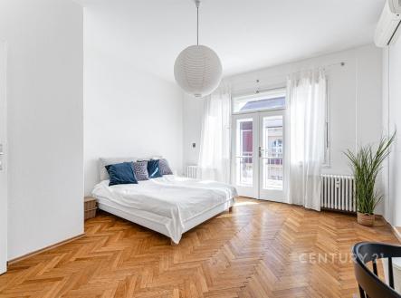 Pronájem bytu, 1+1, 64 m²