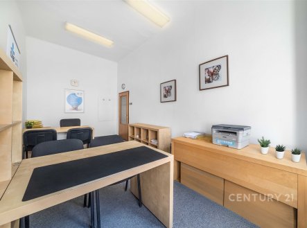 Pronájem kanceláře, 59 m²