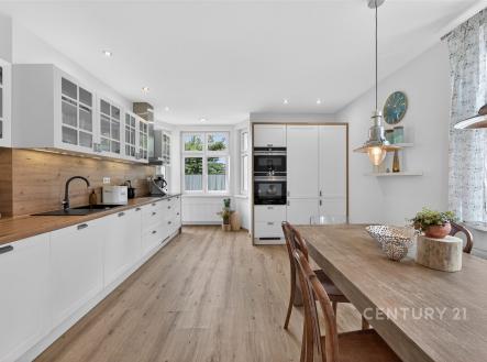 Prodej bytu, 4+1, 101 m²
