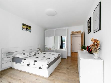 Pronájem bytu, 2+kk, 58 m²