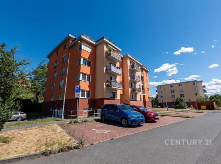 Pronájem bytu, 3+kk, 80 m²