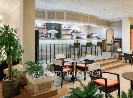 28094784-regency-torviscas-apartments