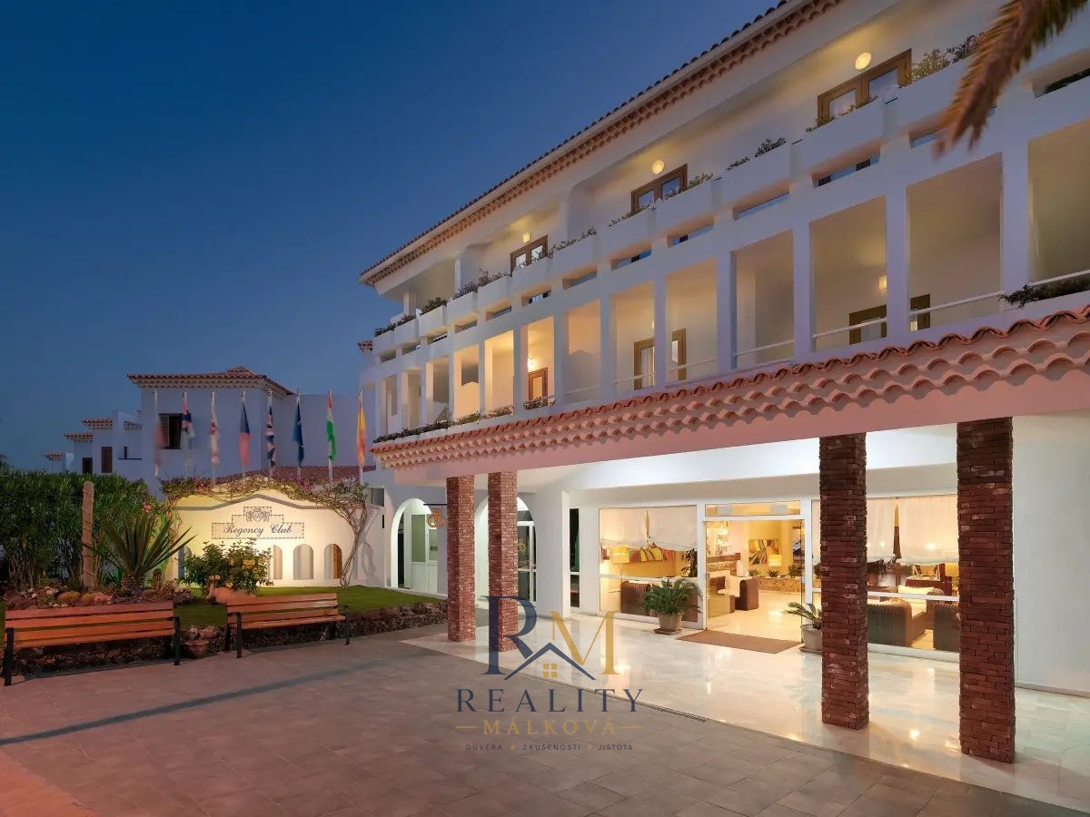 28094787-regency-torviscas-apartments