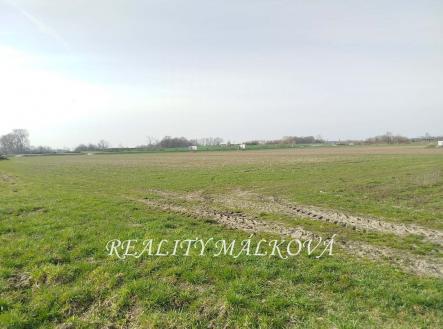 Prodej pozemku pro komerční výstavbu, 8 794 m²