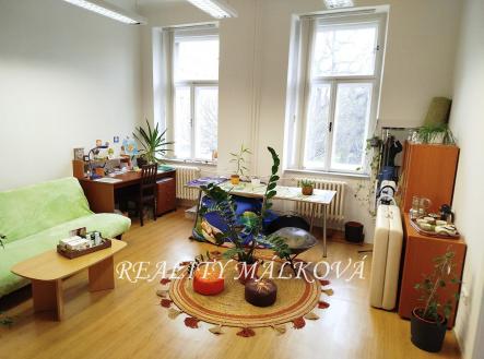 Pronájem kanceláře, 58 m²