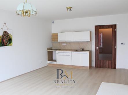Pronájem bytu, 1+kk, 38 m²