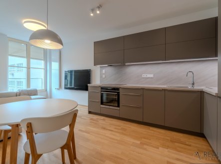 Pronájem bytu, 2+kk, 58 m²