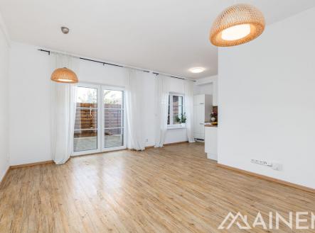 Pronájem bytu, 3+kk, 71 m²