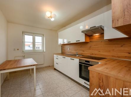 Pronájem bytu, 3+1, 68 m²