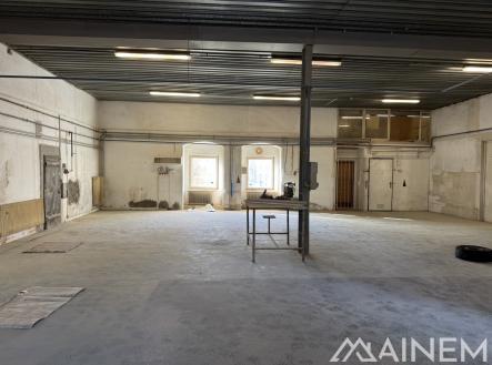 Pronájem výrobní prostor, 538 m²