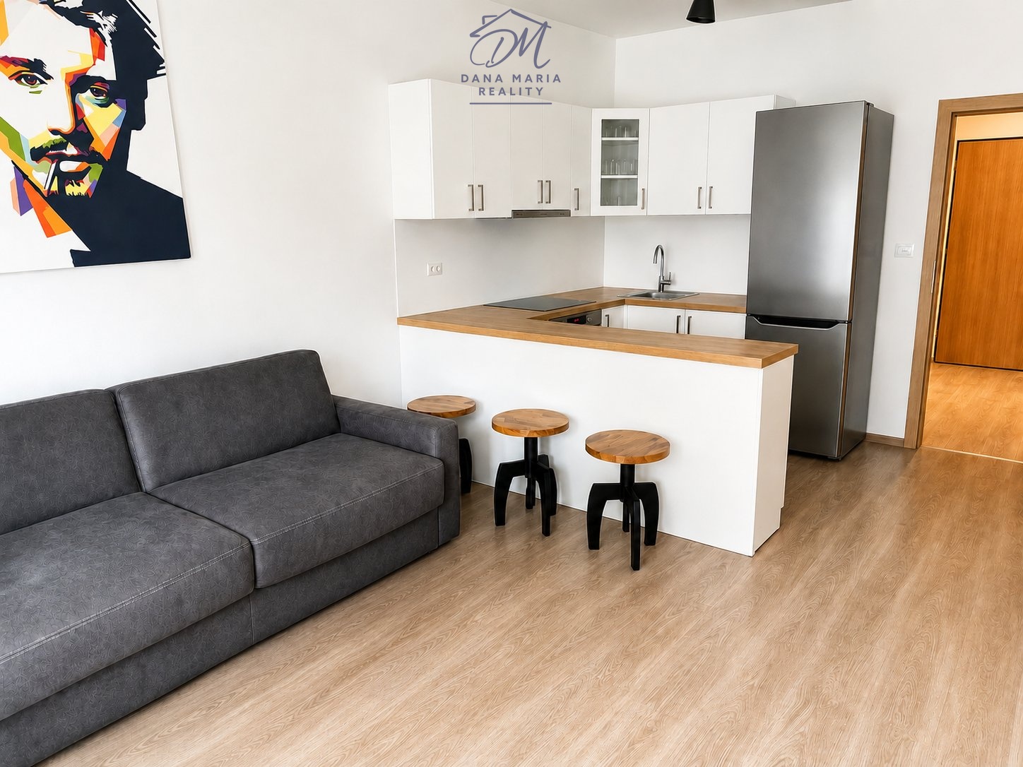 Pronájem bytu 1+kk 37 m², Praha - Čakovice