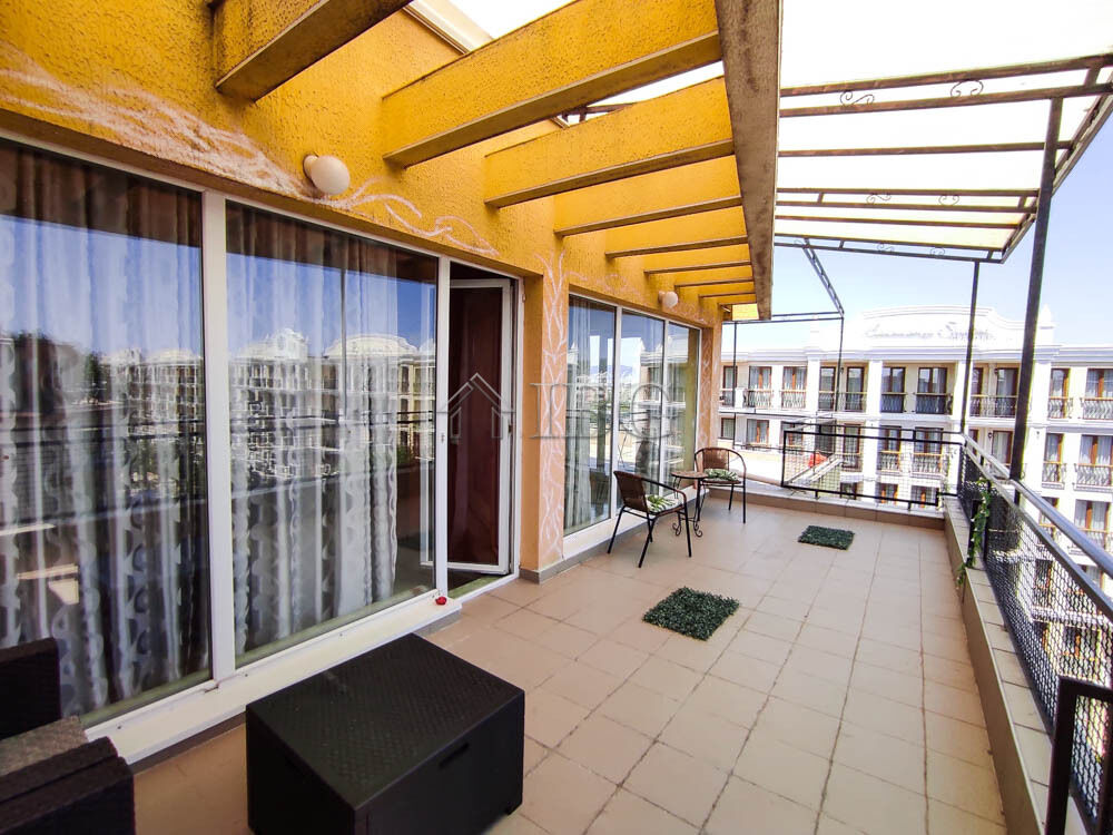 Penthouse se 2 ložnicemi a velkou terasou v Sunset Beach 1, Sunny Beach