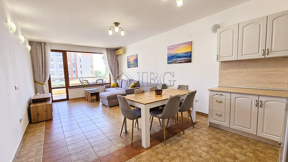 Apartmán s 1 ložnicí, 2 koupelnami, 2 balkony, pláž Helios