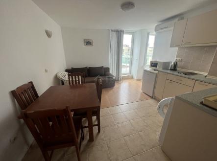 Prodej bytu, garsoniéra, 70 m²