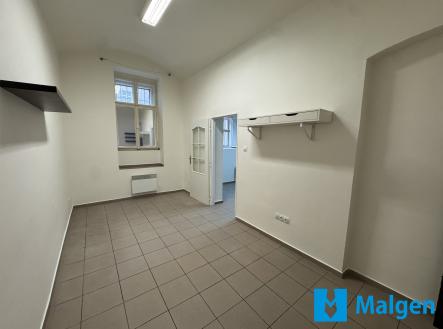 Pronájem kanceláře, 28 m²