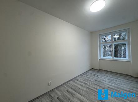 Pronájem bytu, 2+kk, 39 m²