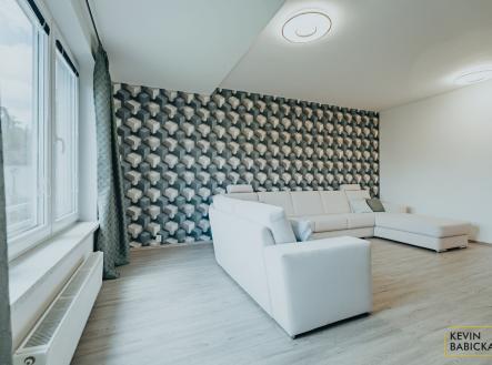 Pronájem bytu, 3+kk, 95 m²