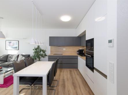 Prodej bytu, 2+kk, 83 m²