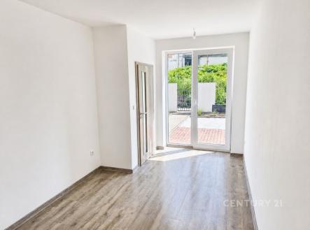 Pronájem bytu, 2+kk, 63 m²