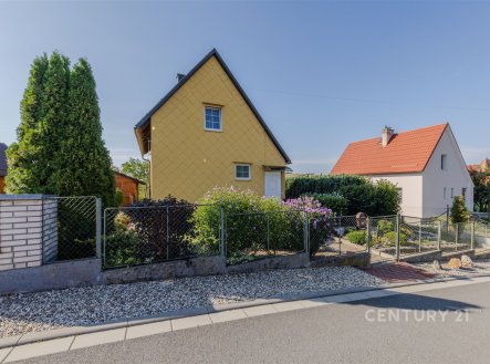 Rodinný dům/chata 3+1 se zahradou a výhledem v Troubelicích u Uničova
