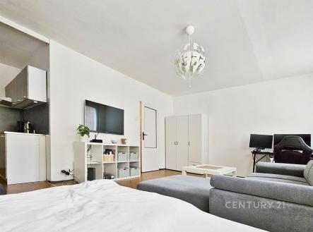 Pronájem bytu, 1+kk, 33 m²