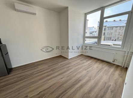 Pronájem bytu, 2+kk, 39 m²