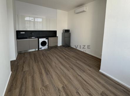 Pronájem bytu, 2+kk, 39 m²