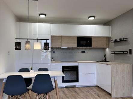 Pronájem bytu, 2+kk, 43 m² obrázek