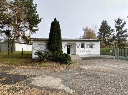 Pronájem kanceláře, 150 m²