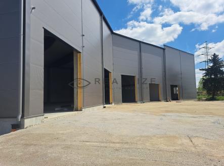 Pronájem komerčního objektu, sklad, 580 m²