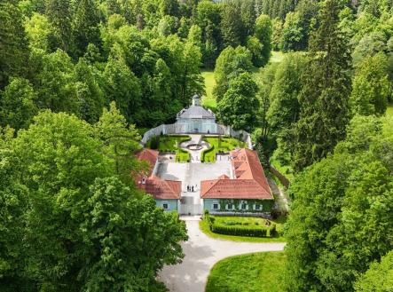 Prodej - hotel, 880 m²