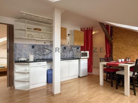 Pronájem bytu, 2+kk, 47 m²