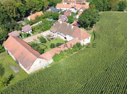 Prodej zemědělského objektu, 2 767 m²