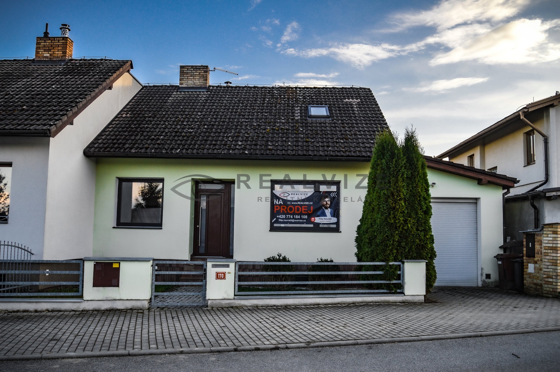 Prodej rodinného domu v Roudném pohled na dům