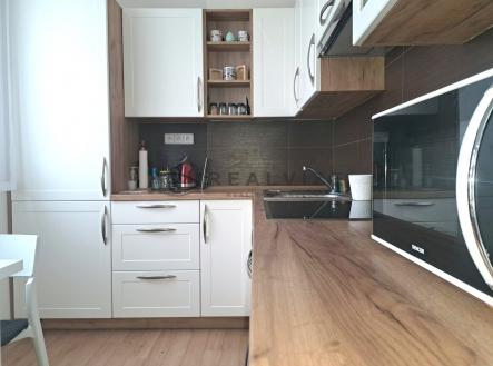 Pronájem bytu, 4+1, 95 m²