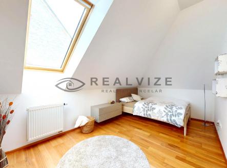 Prodej bytu, 3+kk, 95 m²