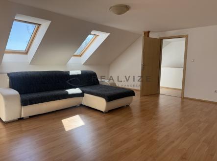 Pronájem bytu, 3+1, 148 m²