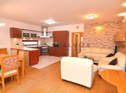 Pronájem bytu, 3+kk, 84 m²