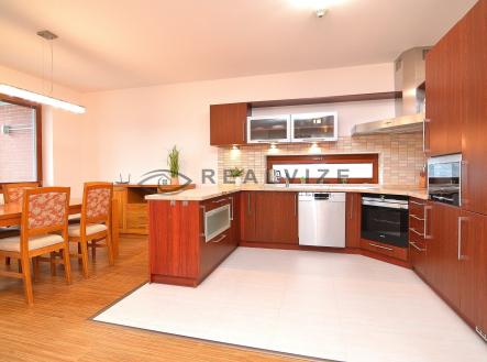 Pronájem bytu, 3+kk, 84 m²