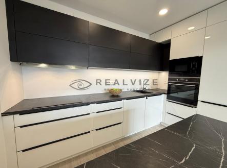 Pronájem bytu, 2+kk, 42 m²