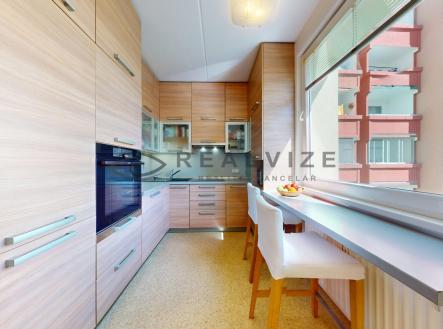 Prodej bytu, 4+1, 82 m²