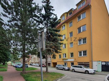 Pronájem bytu, 2+kk, 63 m²