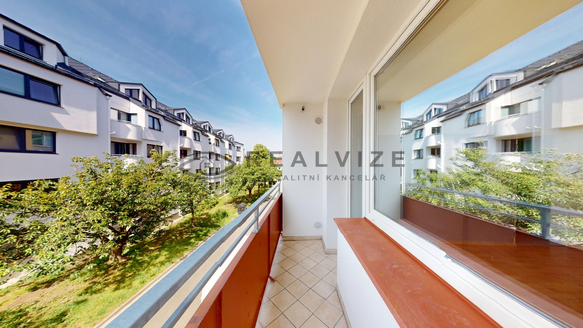 Byt 2+1 balkon