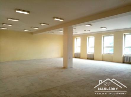 Pronájem obchodní prostory, 135 m²