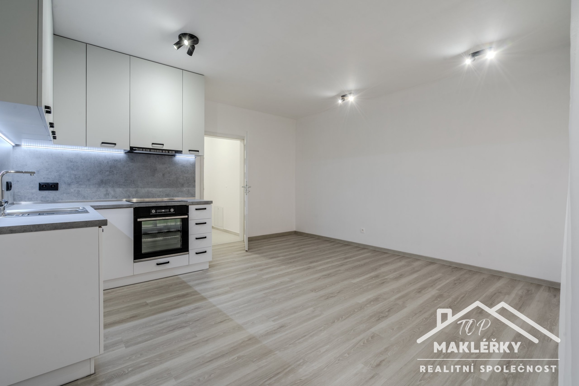 Uhlířské Janovice_foto_final-3